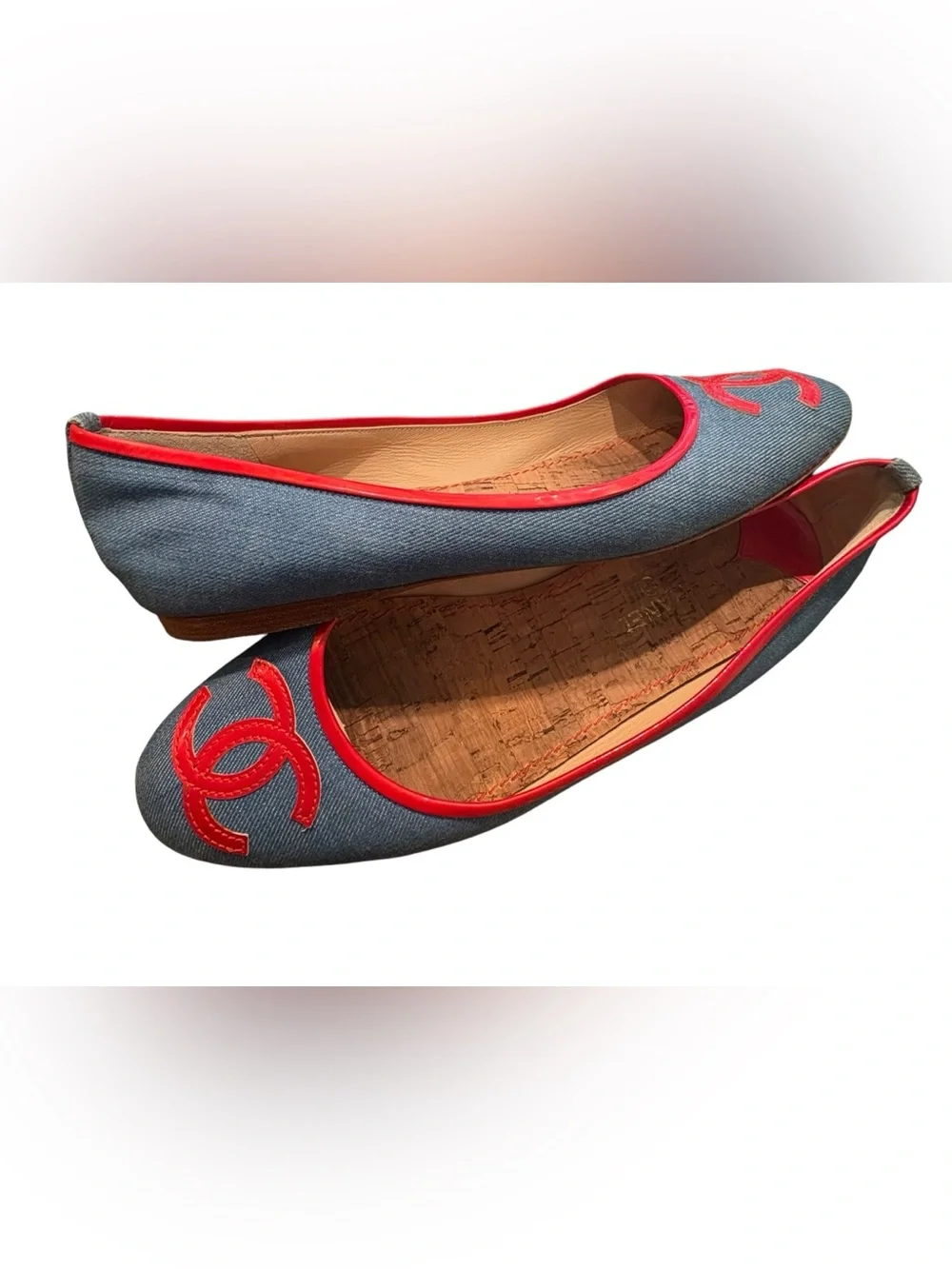 CHANEL Blue Denim/Red Patent Leather CC CC Logo Size 40